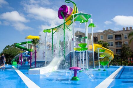 Water spraying down in kids waterpark at Windsor Hills Resort